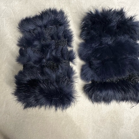 Dark Blue Rabbit Fur Cuffs Wrist Warmer Wristband - Picture 2 of 4